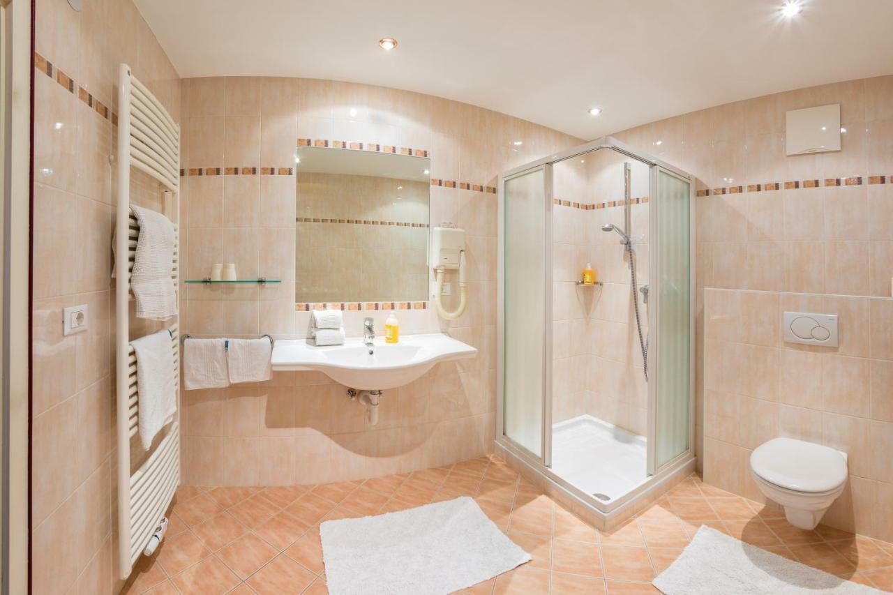 Bei Martin'S Hotel Morter Kültér fotó